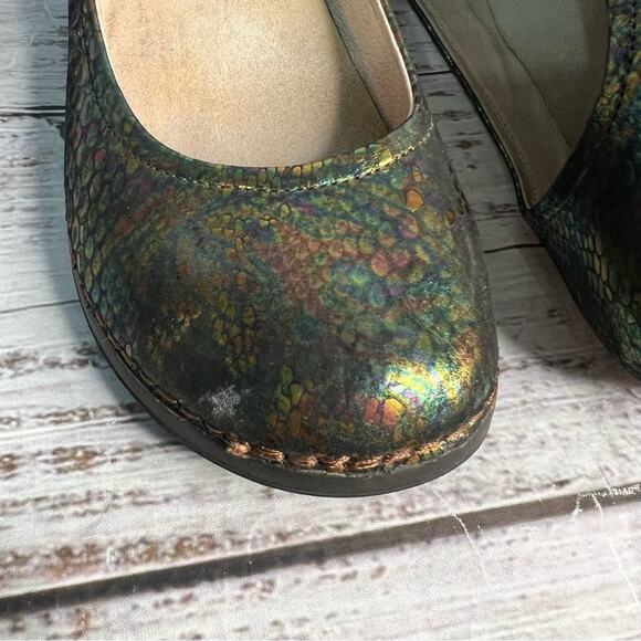 Alegria Petal Thrones Ballet Flats Size 8.5 Multicolor Oil Slick Snake Print - Picture 6 of 12